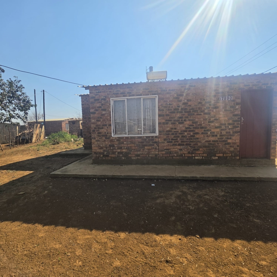 2 Bedroom Property for Sale in Ikageng North West